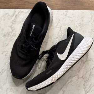 Nike Black and White Athletic Sneakers